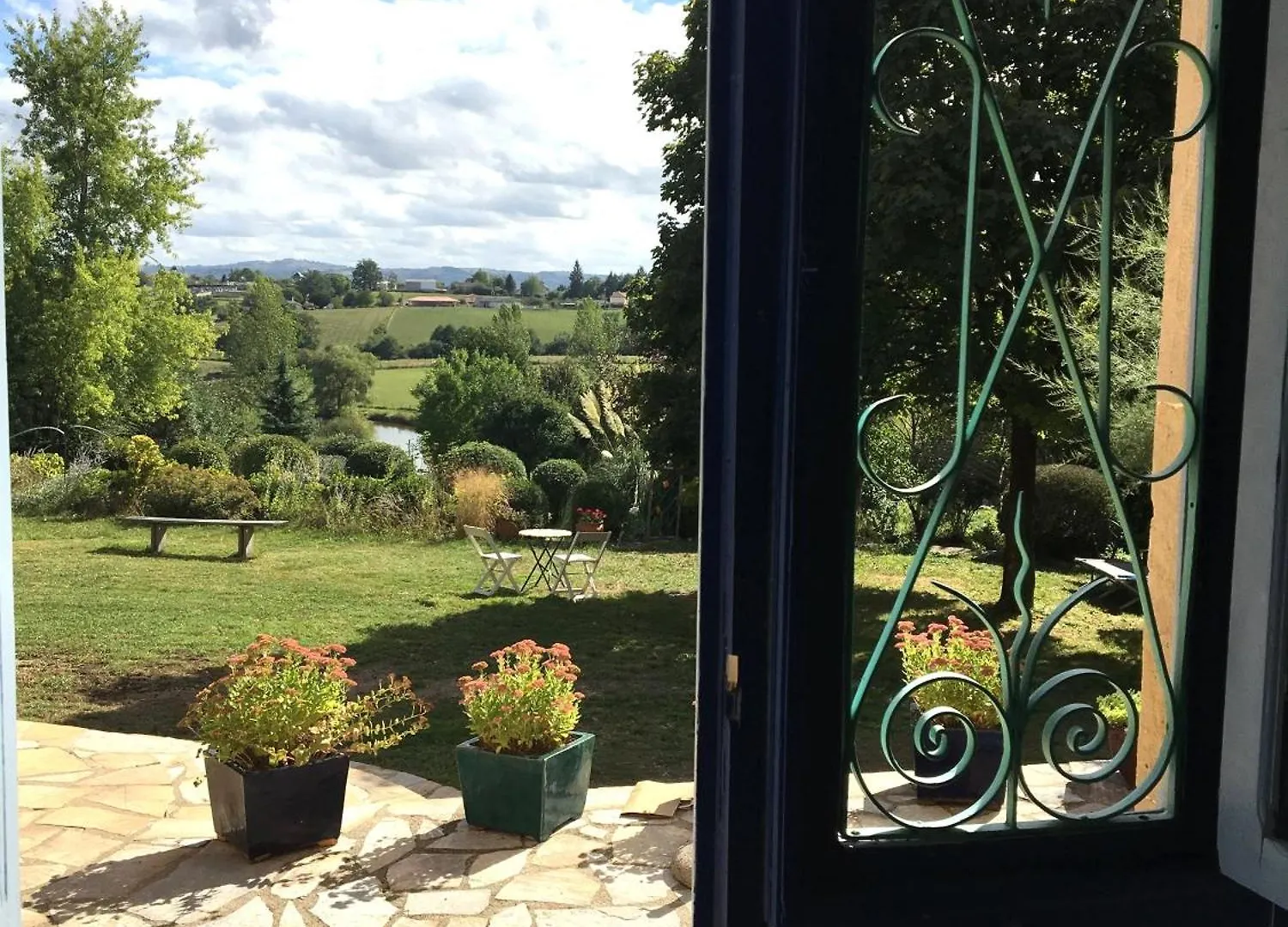 Maison De Ferme, Prairies Sur La Colline, Etang Lanuejouls-et-Privezac Holiday home