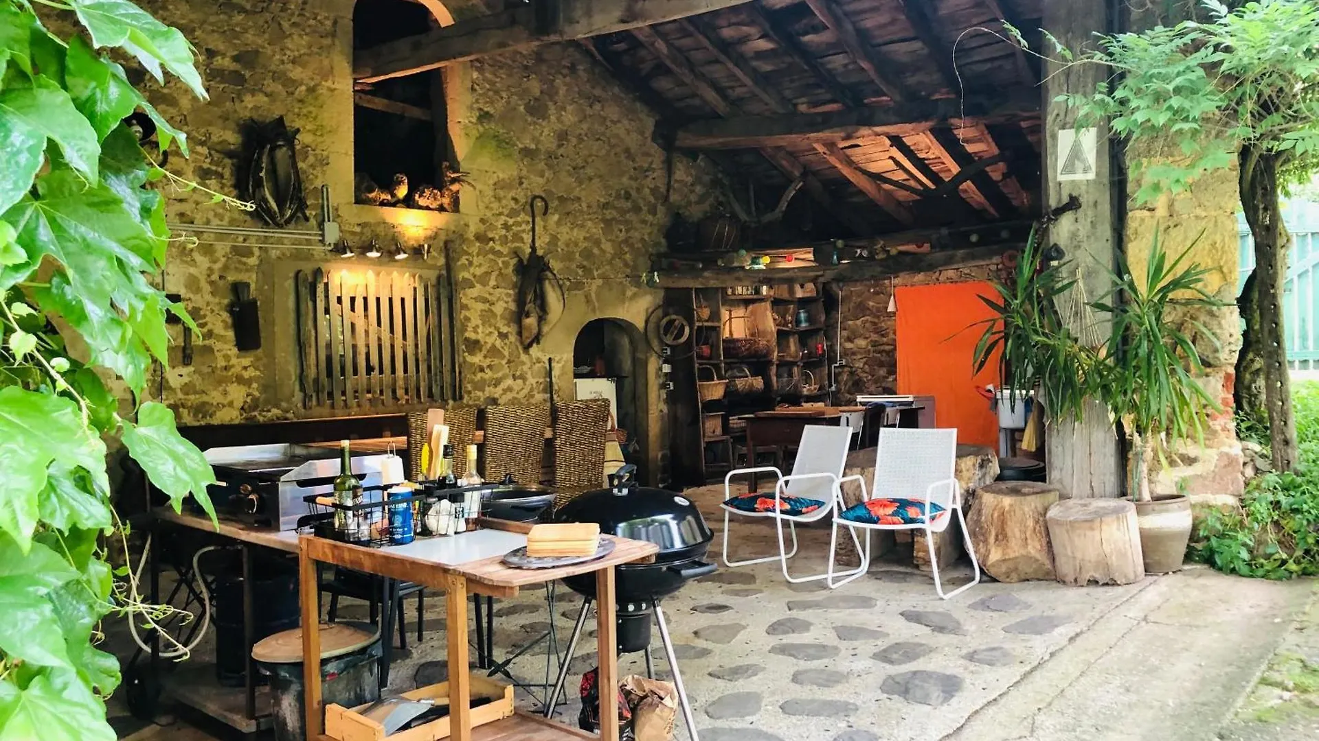 Maison De Ferme, Prairies Sur La Colline, Etang Lanuejouls-et-Privezac France